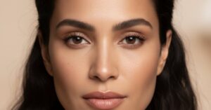 Jak dobrać idealny podkład do cery tłustej: Poradnik 2026